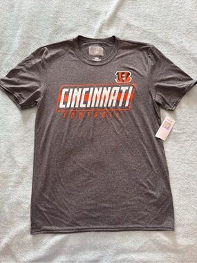 NWT Men’s NFL Cincinnati Bengals Charcoal Gray T-Shirt Size Small